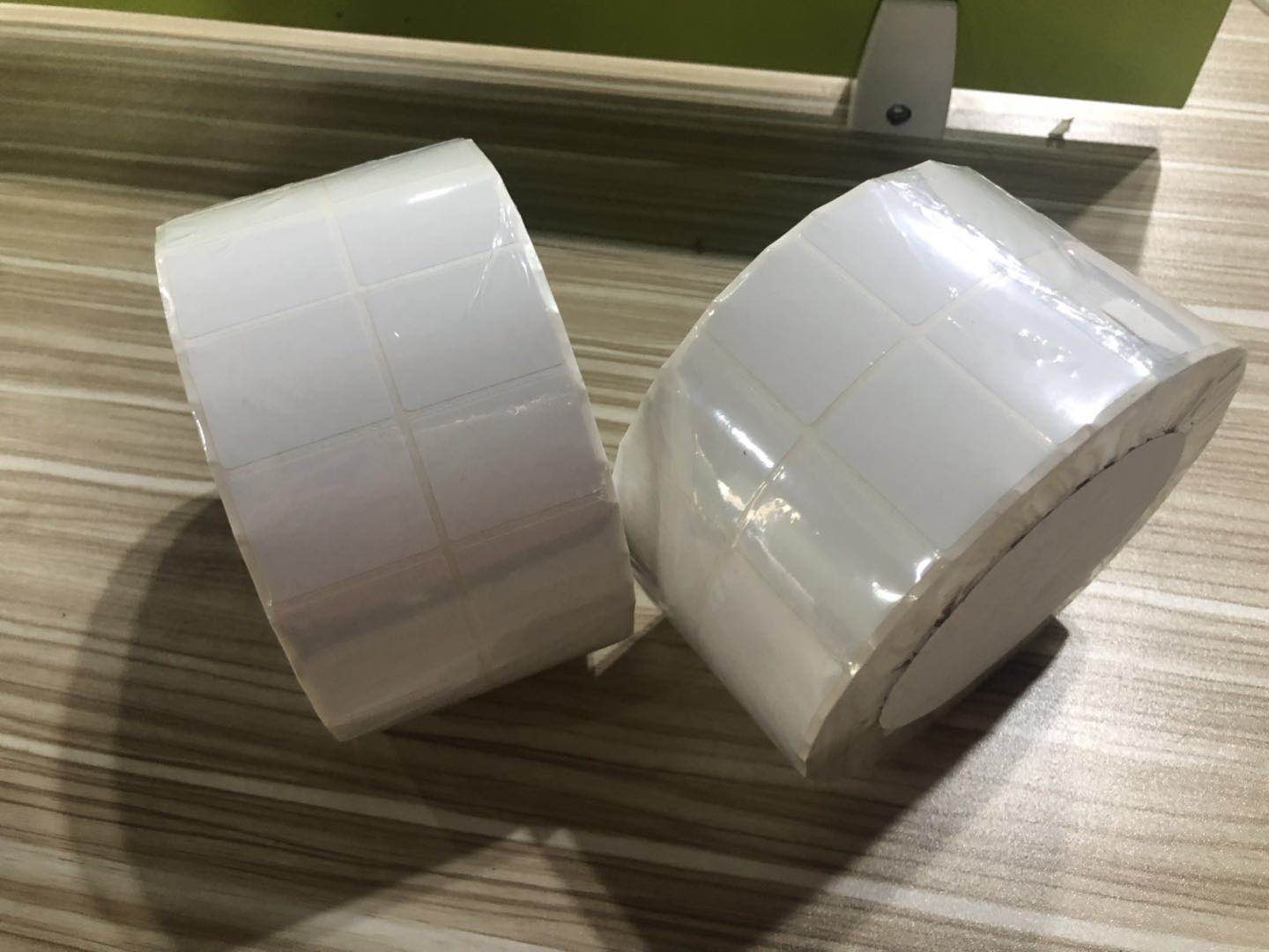 亮白pet標(biāo)簽.jpg 亮白pet標(biāo)簽.jpg